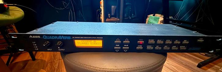 Alesis Quadraverb - Effects processor, Musique & Instruments, Effets, Utilisé, Reverb, Envoi