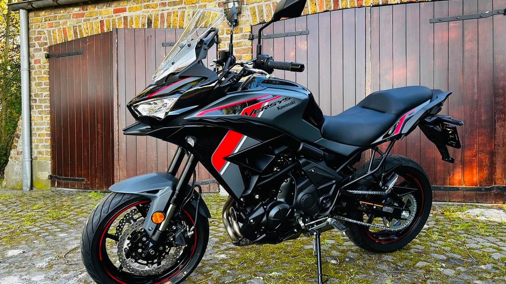 Kawasaki versys 650 als nieuw te koop! • 500km • 2025, 2 cilinders, Nieuw, Particulier, Meer dan 35 kW