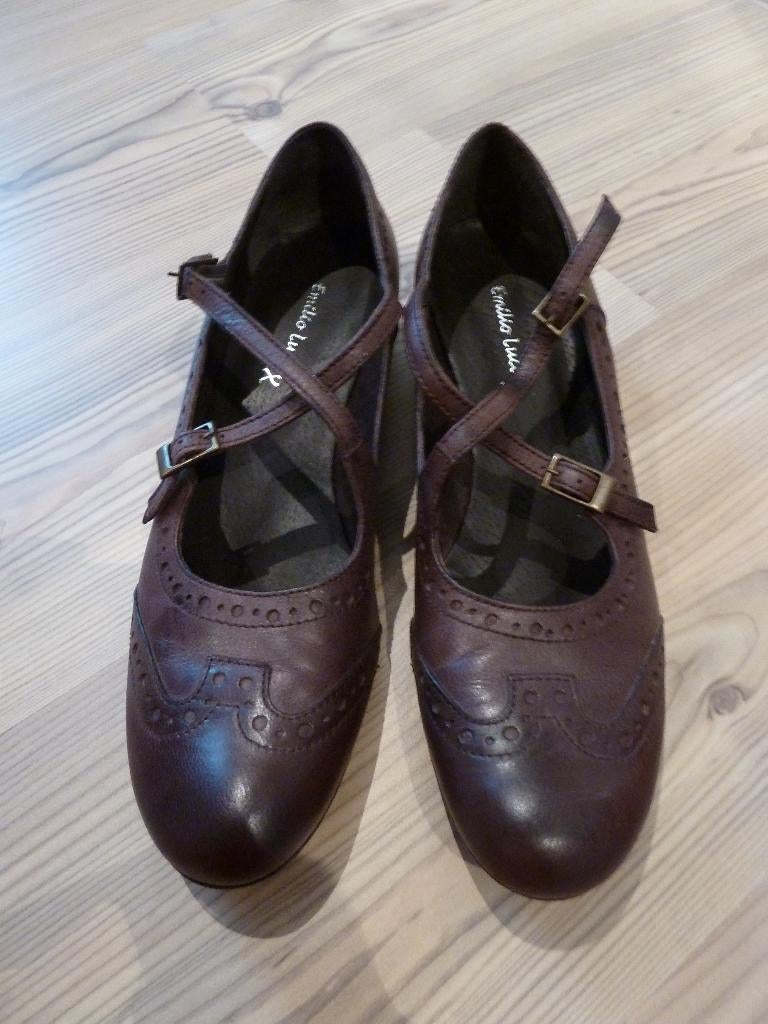 Bruine lederen schoenen van Emilio Luca (mt 41), Vêtements | Femmes, Chaussures, Enlèvement ou Envoi, Brun, Chaussures basses