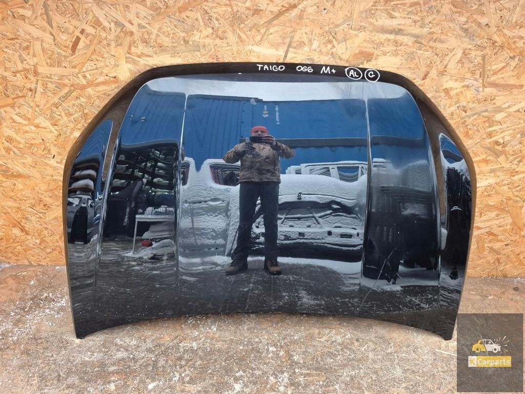 Capot de VW Taigo, Volkswagen, Volkswagen AG, Vw@volkswagen.de, Utilisé