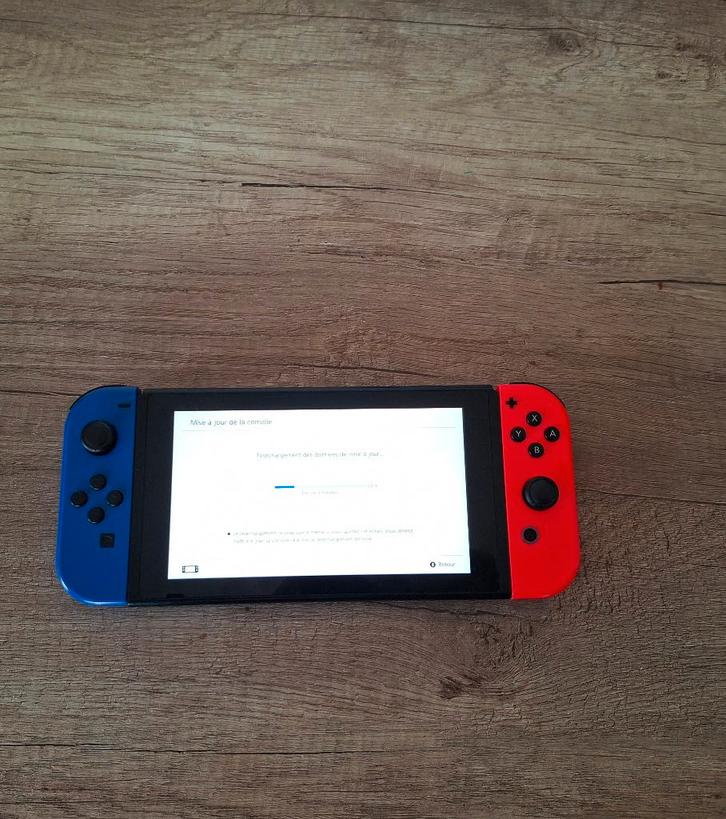 Console Nintendo Switch +++++++++++, Consoles de jeu & Jeux vidéo, Consoles de jeu | Nintendo Switch, Utilisé, Switch Original