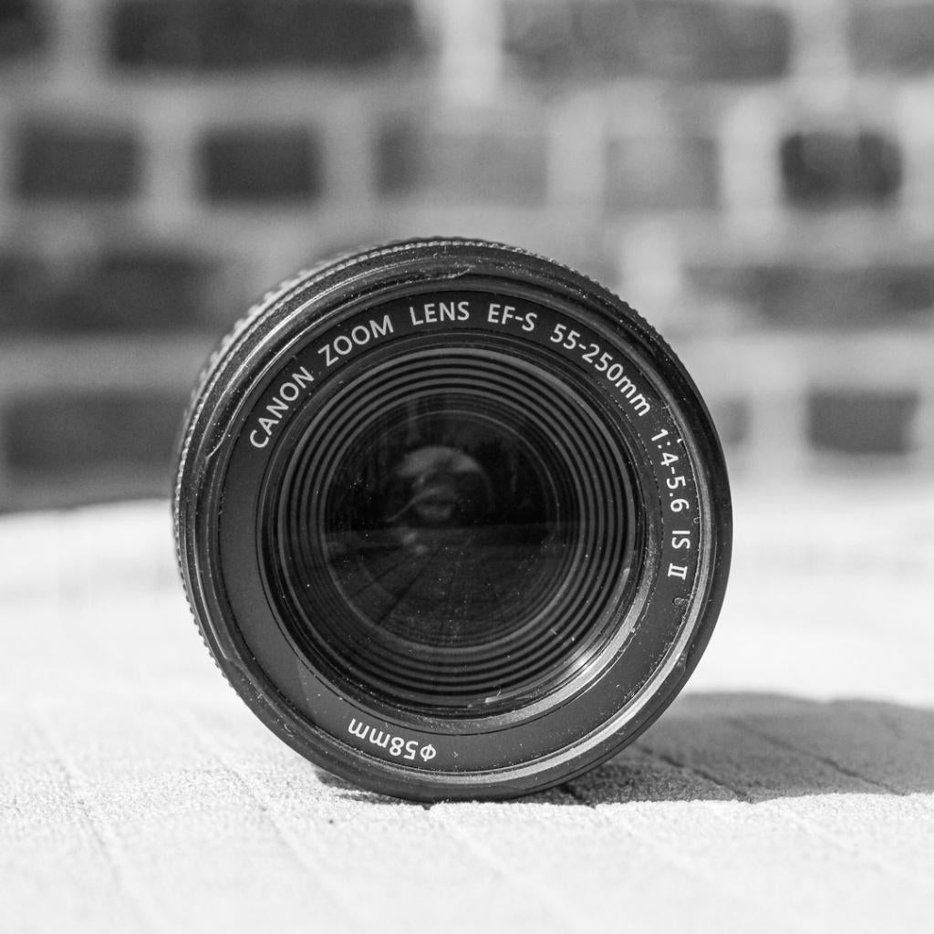 canon efs 55-250 IS V2 photo enfant ,sport , animalier, Audio, Tv en Foto, Foto | Lenzen en Objectieven, Ophalen, Zo goed als nieuw