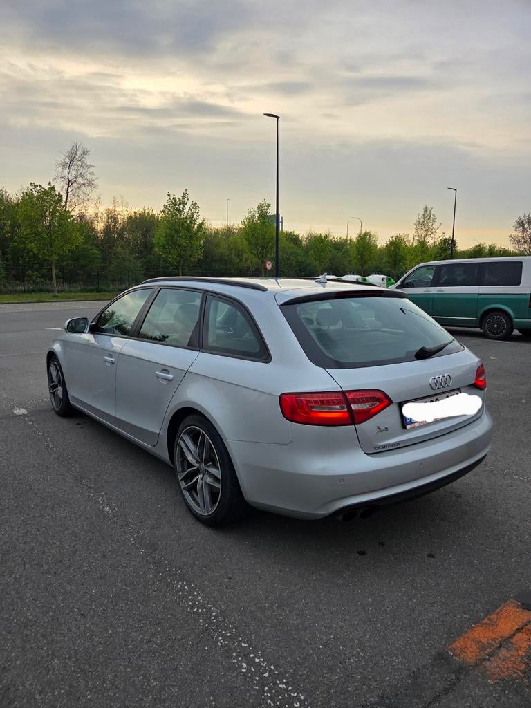 AUDI A4 2013 DIESEL, Autos, Audi, Euro 5, Achat, Boîte manuelle, 5 portes