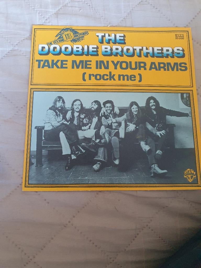The Doobie Brothers – Take Me In Your Arms (Rock Me) - 1975, CD & DVD, Vinyles Singles, Enlèvement ou Envoi, Single, Comme neuf