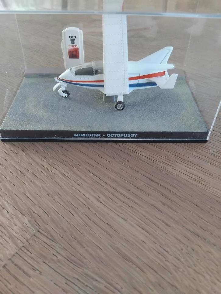 James Bond 007 - Acrostar Mini Jet - Schaal 1/43 (Eaglemoss), Hobby en Vrije tijd, Modelauto's | 1:43, Gebruikt, Ophalen