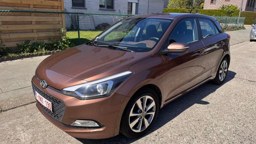 Premier propriétaire d'une Hyundai i20, Autos, Achat, Euro 6, Boîte manuelle, 5 portes