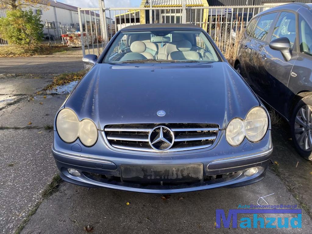 2003 MERCEDES CLK W209 CABRIO 240 2.6 V6 18V BLAUW onderdele, Gebruikt, Mercedes-Benz AG, Mercedes-Benz, Mercedesstrasse 120
70372  Stuttgart, DE