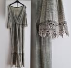 Mooi lang kleedje met blote schouders perfecte staat L/ XL, Ophalen of Verzenden, Zo goed als nieuw