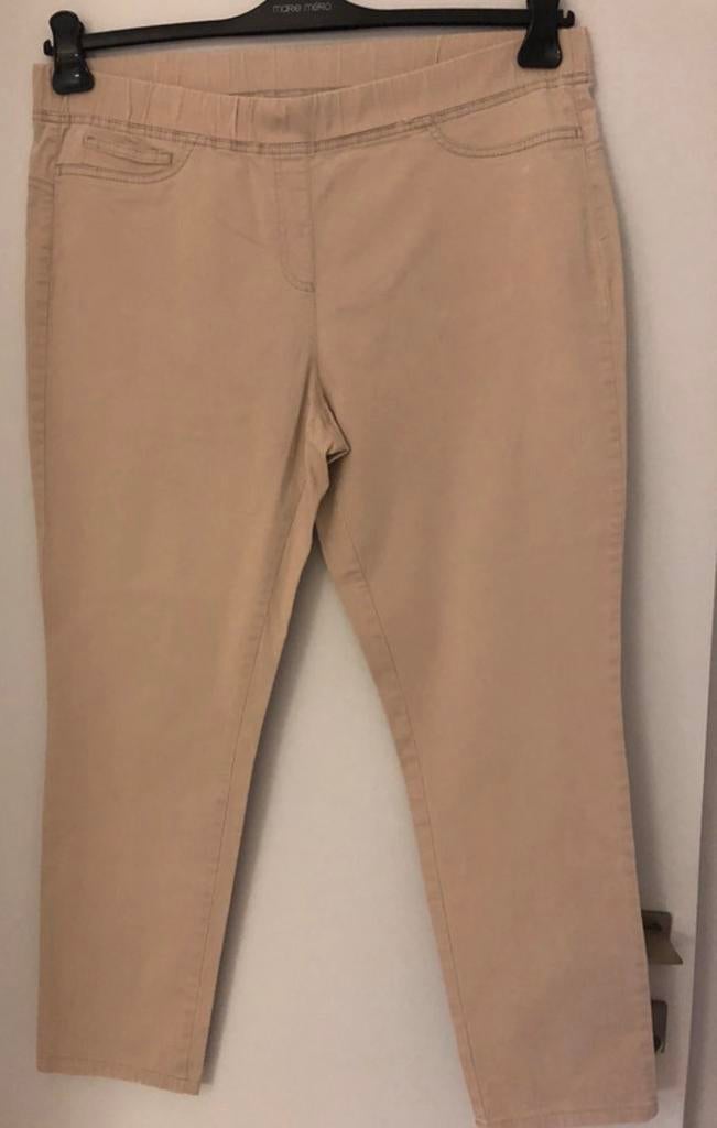 Mayerline beige broek maat 48, Kleding | Dames, Grote Maten, Ophalen of Verzenden, Gedragen, Beige