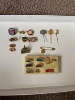 Vintage metalen pins speldjes auto, post, dieren en emblemen, Enlèvement