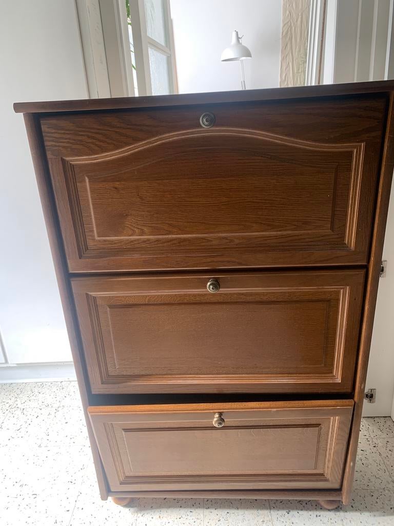 Gratis Schoenenkast, Enlèvement, Comme neuf