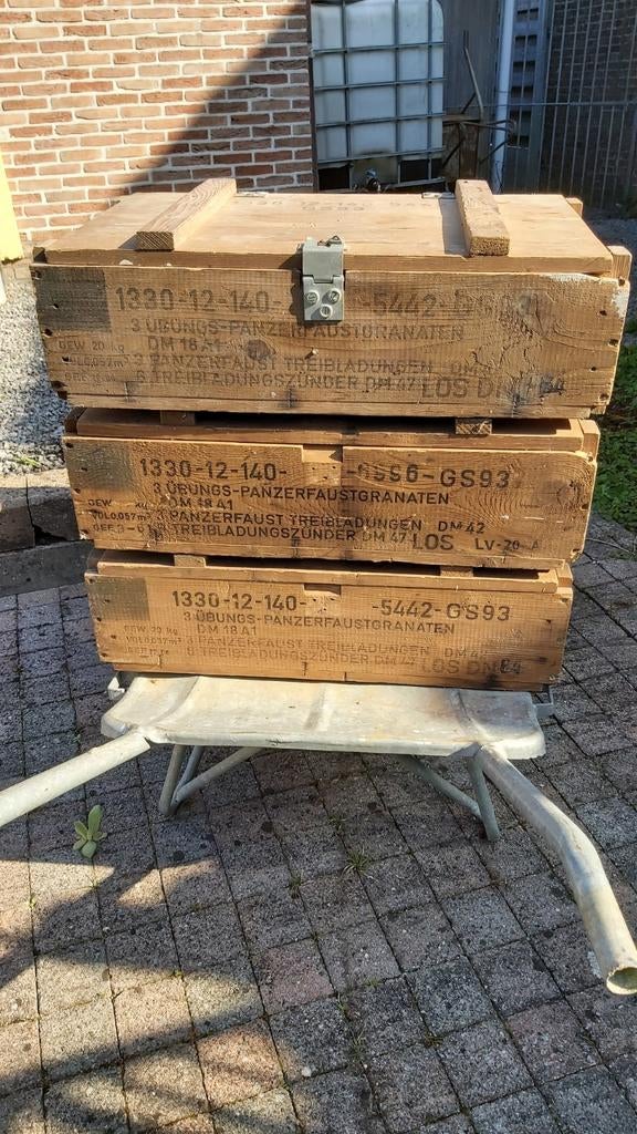 Boîtes à munitions, Collections, Objets militaires | Seconde Guerre mondiale, Enlèvement