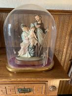 Maria Jozef en Jezus beeld onder stolp, Enlèvement