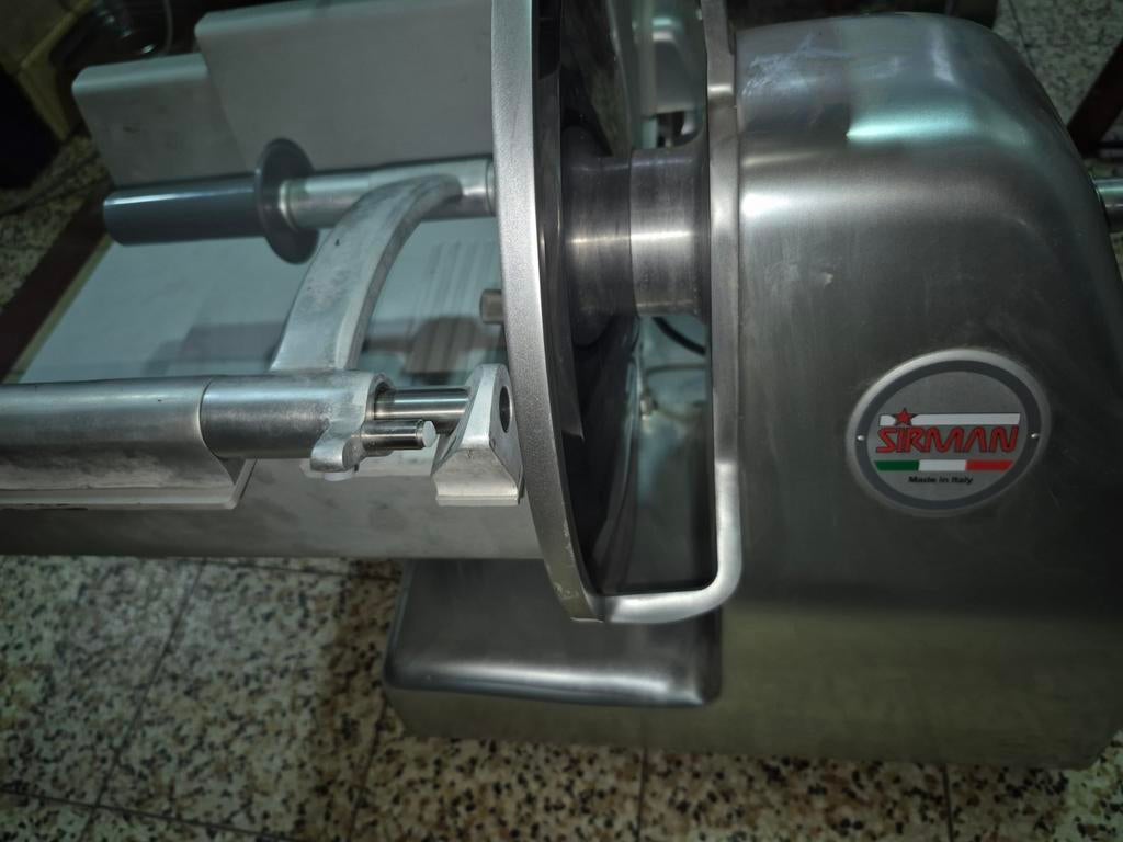 Trancheuse viandes et charcuteries professionnelle, Articles professionnels, Horeca | Équipement de cuisine, Enlèvement