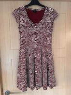 Robe Yesca taille S (nr6940), Rouge, Enlèvement ou Envoi, Comme neuf, Yessica