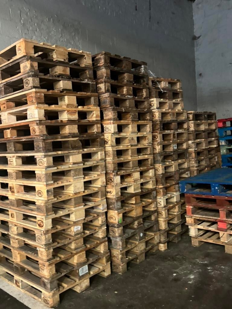 Euro palette la piece a 6€ a recupere sur Anvets Borgerout, Bricolage & Construction, Bois & Planches, Enlèvement ou Envoi, Comme neuf