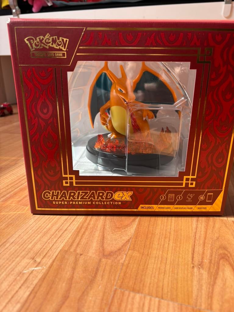 Charizard collection box, Ophalen, Zo goed als nieuw