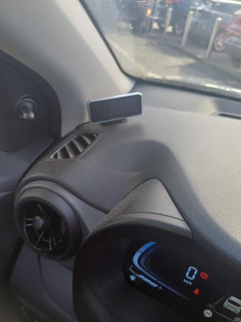 Hyundai i10 1.0 air, Auto's, Hyundai, Voorwielaandrijving, Stof, Gebruikt, https://public.car-pass.be/vhr/311e7185-f00e-4018-a6b0-213bff908648