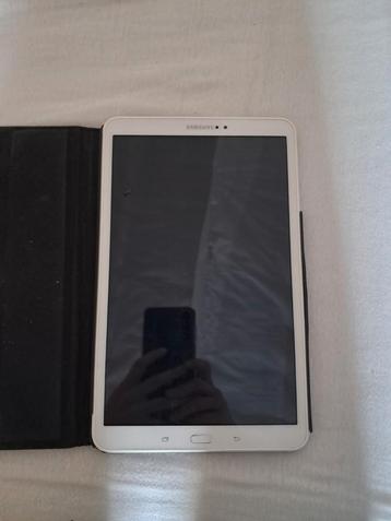 Samsung tab a 16 denk ik  beschikbaar voor biedingen