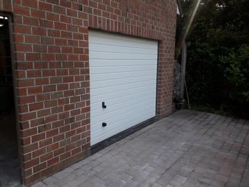 garagepoort (reeds uitgebroken)