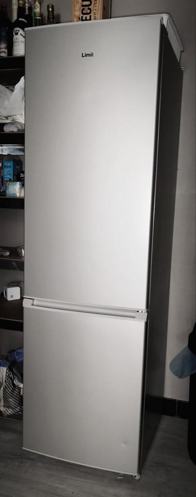 Limit, koelkast-diepvries combinatie, Elektronische apparatuur, Koelkasten en IJskasten, Gebruikt, Ophalen