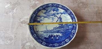 Grande assiette murale, Delft by Boch, made for Royal Sphinx
