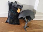 Helm voor skaten/steppen + bescherming (knie/elleboog/pols), Dames, Zo goed als nieuw, Bescherming, Ophalen
