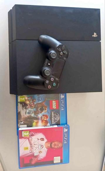 Ps4 + controller + 2 games beschikbaar voor biedingen