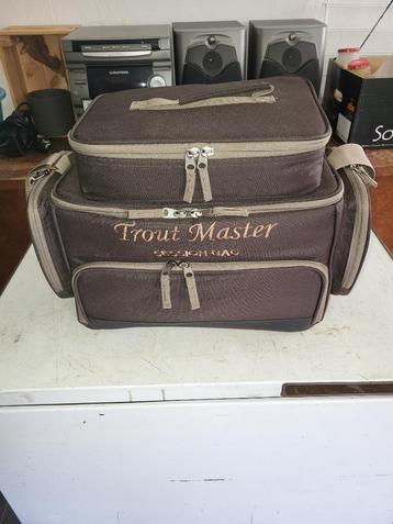 materiaal tas Trout Master  beschikbaar voor biedingen