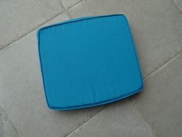 kussens tuinstoelen beschikbaar voor biedingen