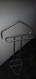 Kledingbutler, Enlèvement, Utilisé