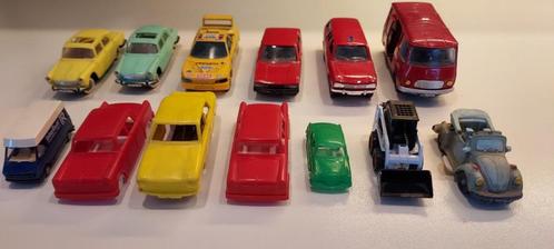 13 miniatuurauto's : nu aan weggeefprijs : 15 euro, Antiek en Kunst, Antiek | Speelgoed, Verzenden
