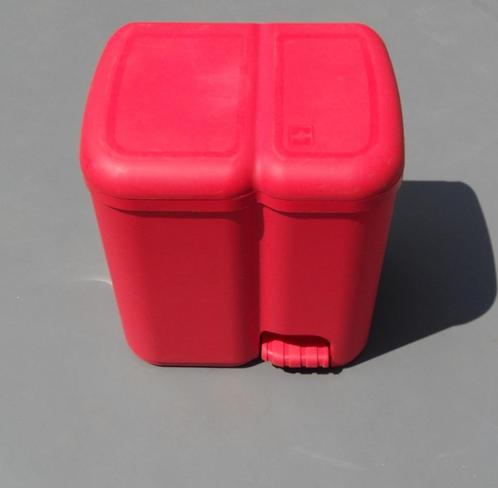 POUBELLE rouge DEUX BACS à pédale 10 litres et 20 litres, Maison & Meubles, Accessoires pour la Maison | Poubelles, Utilisé, Moins de 50 cm