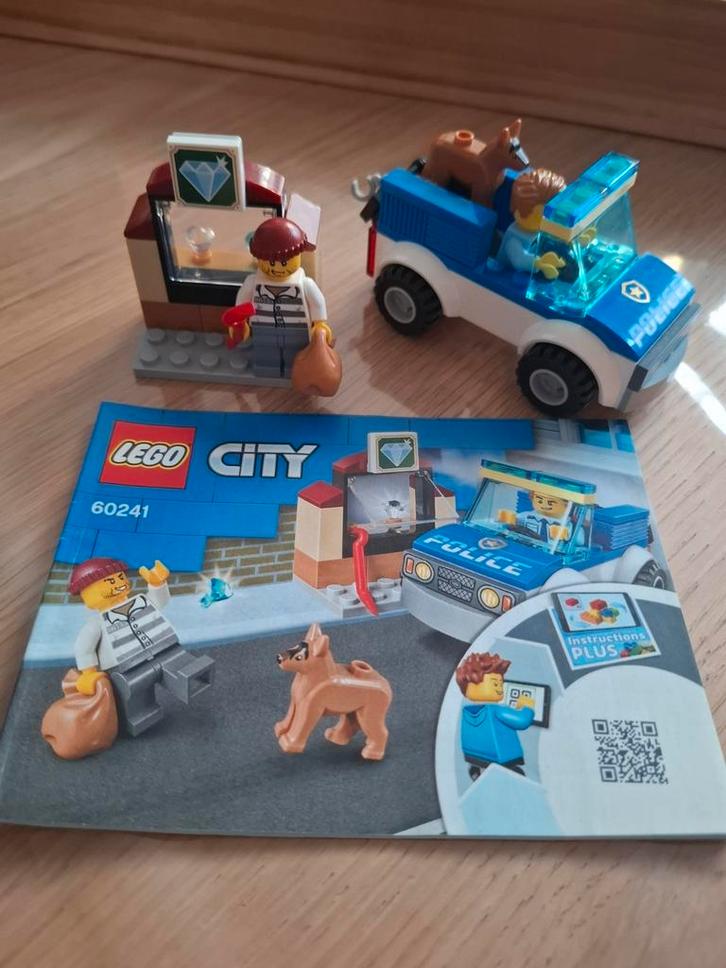 Lego city hondenpatrouille 60241, Kinderen en Baby's, Speelgoed | Duplo en Lego, Ophalen