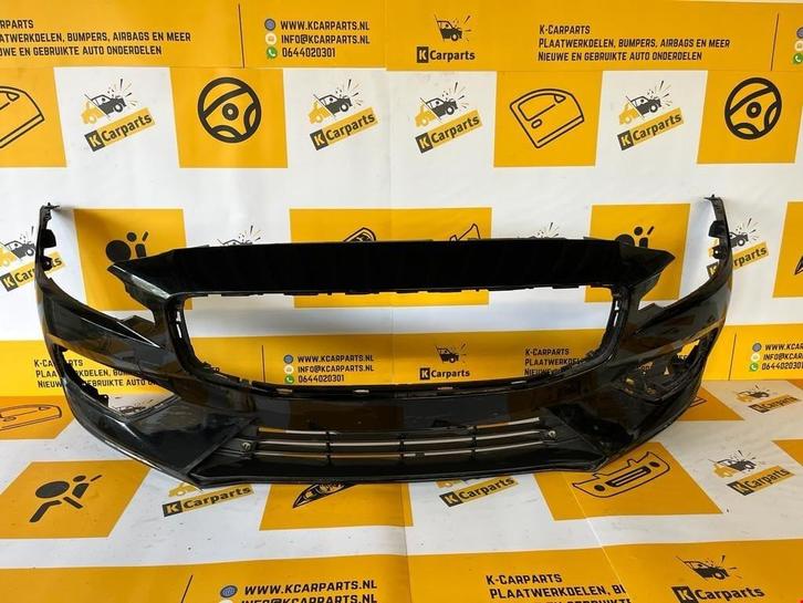 Bumper volvo S60 V60 2018+ R-design origineel voorbumper, Auto-onderdelen, Carrosserie, Bumper, Volvo, Voor, Gebruikt