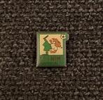 PIN - VOETBAL - FOOTBALL, Verzamelen, Verzenden, Gebruikt, Sport, Speldje of Pin