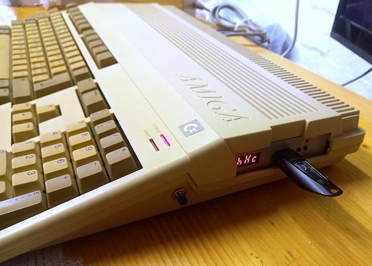 Amiga 500 met werkende Gotek USB Emulator, Computers en Software, Vintage Computers, Ophalen of Verzenden