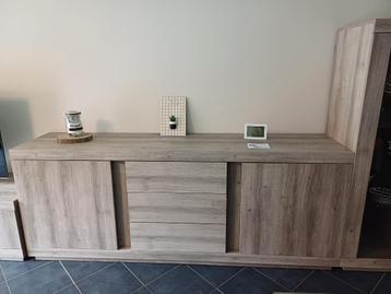 Dressoir, kast living beschikbaar voor biedingen