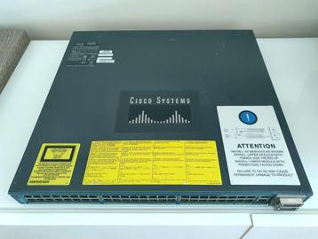 Cisco Catalyst 4948 netwerk Switch beschikbaar voor biedingen