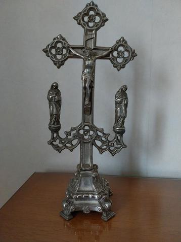 Crucifix Inri