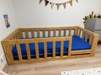 Twee éénpersoons vloerbedden met lattenbodem, Huis en Inrichting, Ophalen, 90 cm, Eenpersoons, Zo goed als nieuw