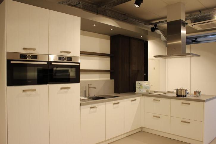 Cuisine d'angle, Maison & Meubles, Cuisine | Cuisines complètes, Neuf, Cuisine d'angle, Autres couleurs, Autres matériaux, Avec îlot