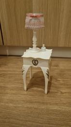 Sindy nachtkastje en serveerplateau, Ophalen