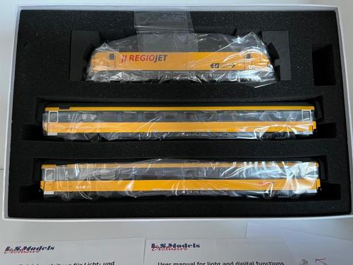 LS MODELS 18000 Regiojet DC Vectron set + 2 auto's, Hobby en Vrije tijd, Modeltreinen | H0, Nieuw, Treinset, Gelijkstroom, Overige merken