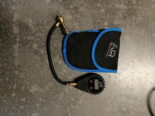 ARB E-Z DEFLATOR DIGITAL GAUGE, Auto diversen, Autogereedschap, Zo goed als nieuw, Ophalen of Verzenden
