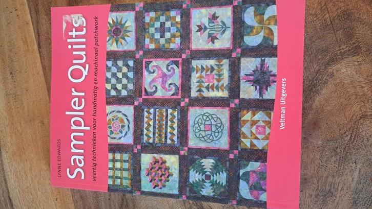 Lynne Edwards - Sampler quilts, Boeken, Hobby en Vrije tijd, Zo goed als nieuw, Ophalen of Verzenden