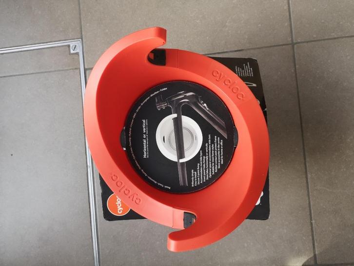 Cycloc store bike, Fietsen en Brommers, Fietsaccessoires | Fietsenrekken, Nieuw, Ophalen of Verzenden