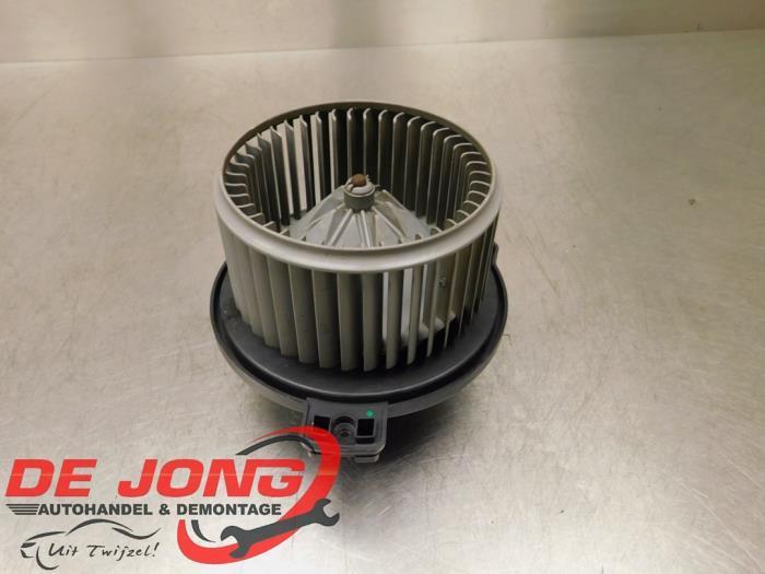 Moteur de ventilation chauffage d'un Kia Rio, Autos : Pièces & Accessoires, Autres pièces automobiles, Kia, Utilisé, 3 mois de garantie