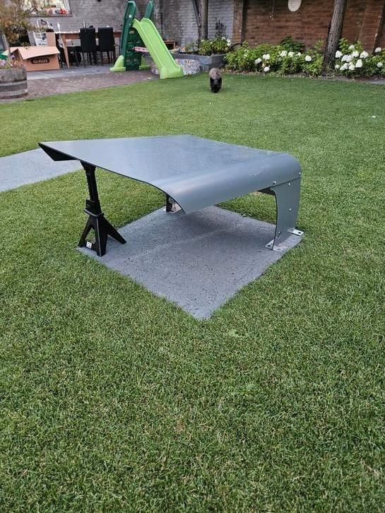 Robotmaaier garage laadstation afdak, Tuin en Terras, Robotmaaiers, Ophalen