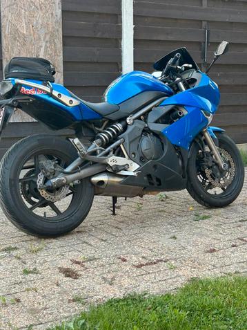 Kawasaki R6F 2009 en parfait état, Particulier
